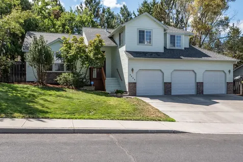 3536 SW Wickiup Avenue Redmond OR 97756