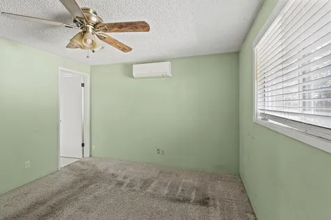 100 Vincent Avenue Central Point OR 97502