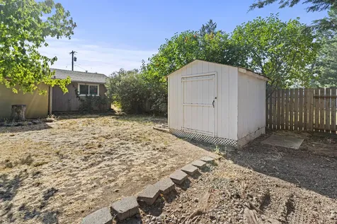 100 Vincent Avenue Central Point OR 97502