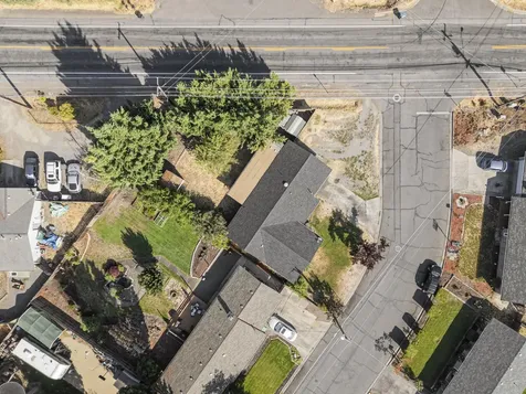 100 Vincent Avenue Central Point OR 97502