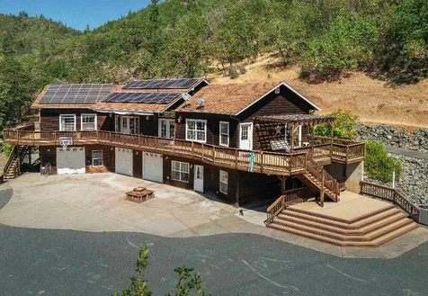 448 Tenney Drive Rogue River OR 97537