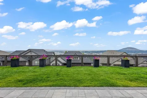 3016 NW Hidden Ridge Drive Bend OR 97703