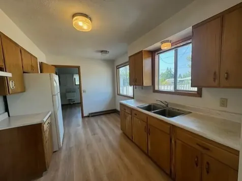 935 SW 12th Street Redmond OR 97756