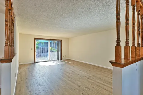 961 Brandon Way Phoenix OR 97535