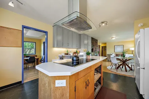 359 Kearney Street Ashland OR 97520