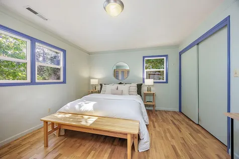 359 Kearney Street Ashland OR 97520