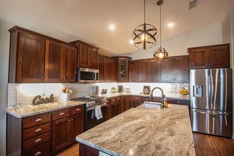 285 Reanna Way Medford OR 97501