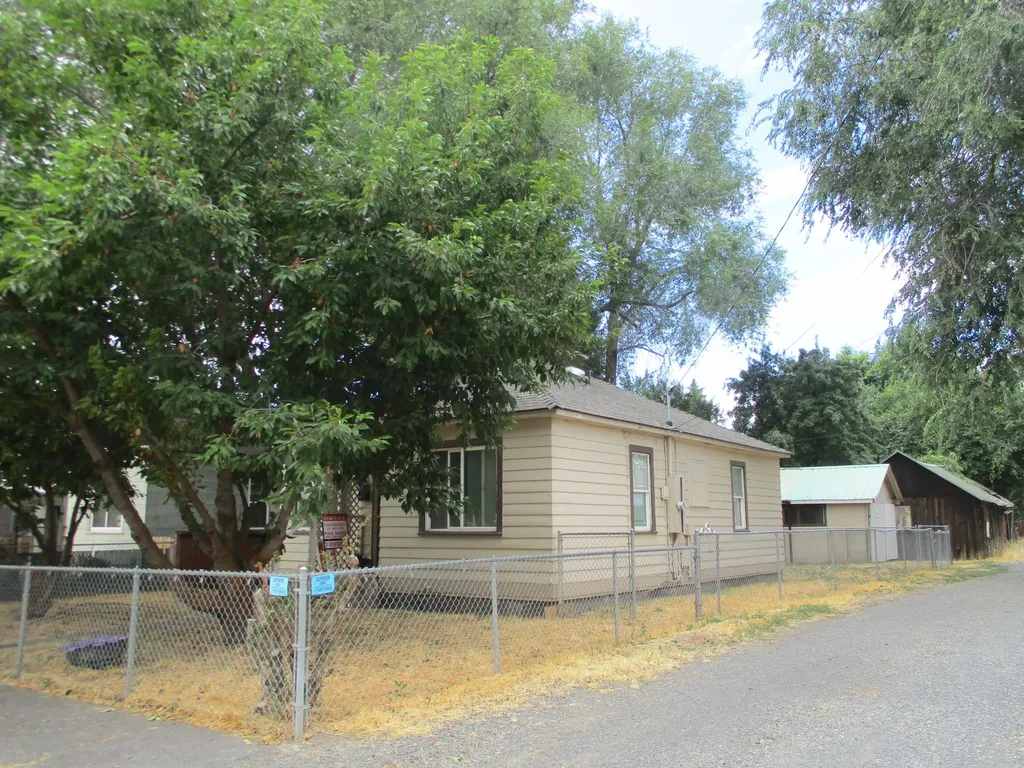 920 Martin Street Klamath Falls OR 97601