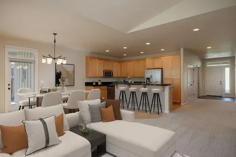1624 NW Teakwood Lane Redmond OR 97756