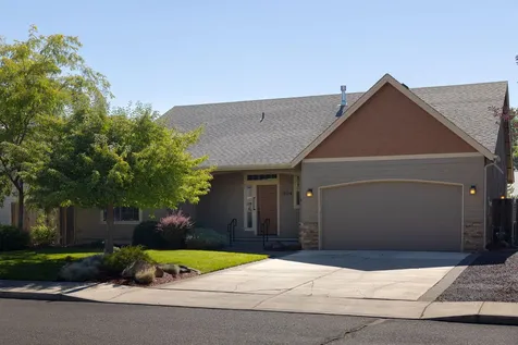 1624 NW Teakwood Lane Redmond OR 97756