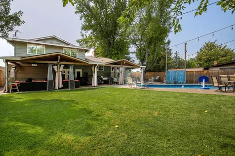 605 Edwina Avenue Central Point OR 97502