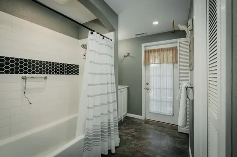 457 NE 12th Street Grants Pass OR 97526