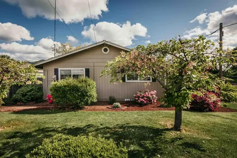 457 NE 12th Street Grants Pass OR 97526
