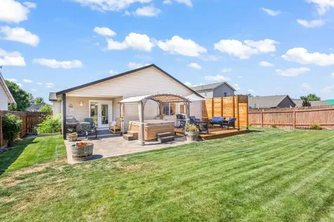 2958 NW 8th Street Redmond OR 97756