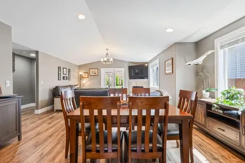 2958 NW 8th Street Redmond OR 97756