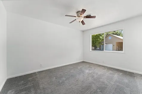 240 Arroyo Drive Grants Pass OR 97527