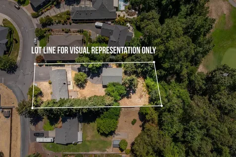240 Arroyo Drive Grants Pass OR 97527