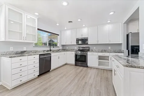 240 Arroyo Drive Grants Pass OR 97527