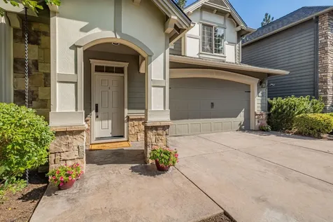 20106 Stonegate Drive Bend OR 97702