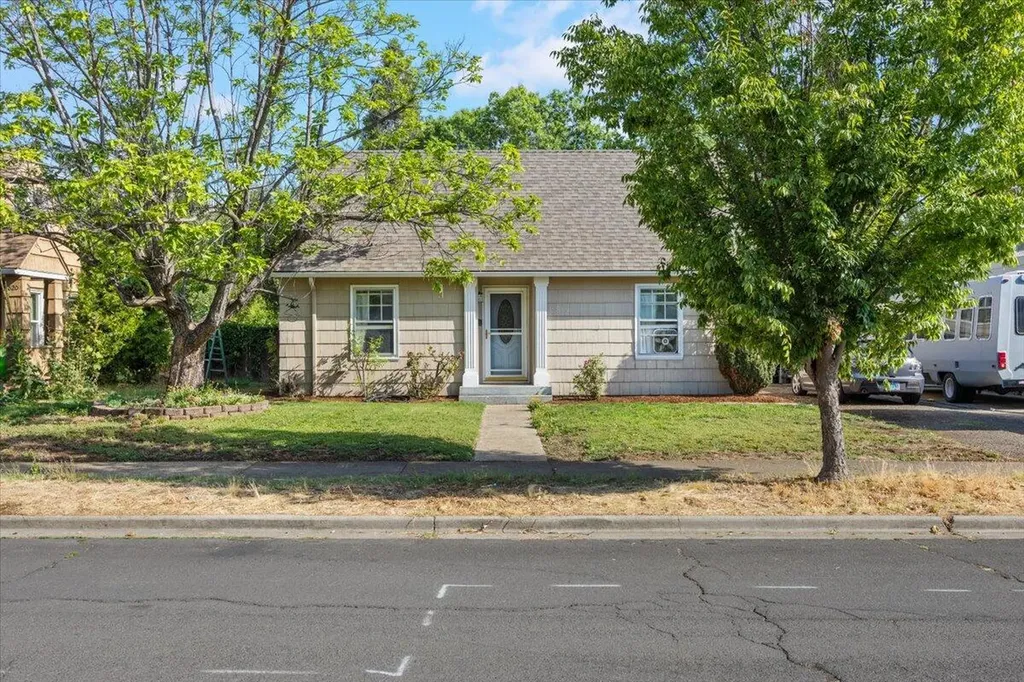 812 Pennsylvania Avenue Medford OR 97501