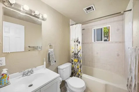 812 Pennsylvania Avenue Medford OR 97501