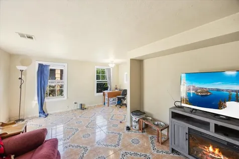 812 Pennsylvania Avenue Medford OR 97501