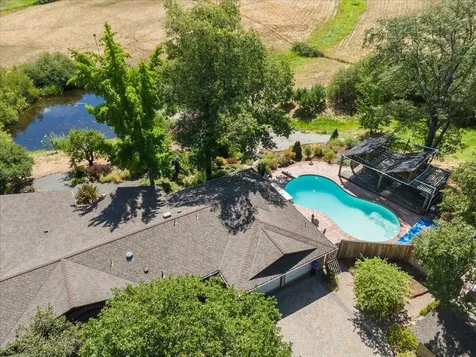 3921 Dark Hollow Road Medford OR 97501
