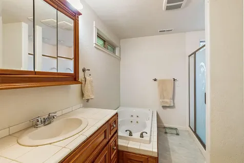 750 Oak Knoll Drive Ashland OR 97520