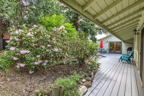 750 Oak Knoll Drive Ashland OR 97520