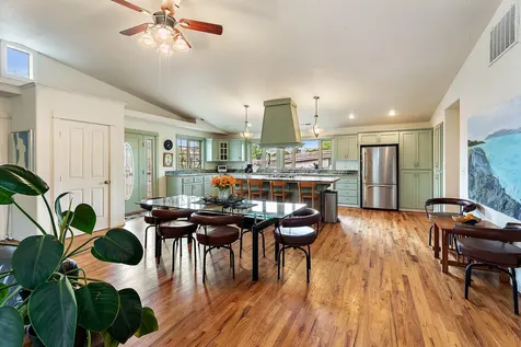 750 Oak Knoll Drive Ashland OR 97520