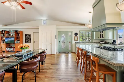 750 Oak Knoll Drive Ashland OR 97520
