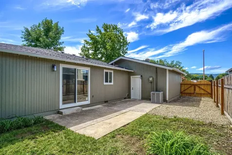 3040 Shelterwood Circle Medford OR 97501