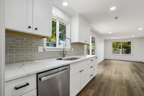 3040 Shelterwood Circle Medford OR 97501