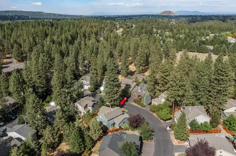 61301 SW Brookside Loop Bend OR 97702
