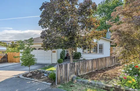 2870 Pinecrest Court Medford OR 97504