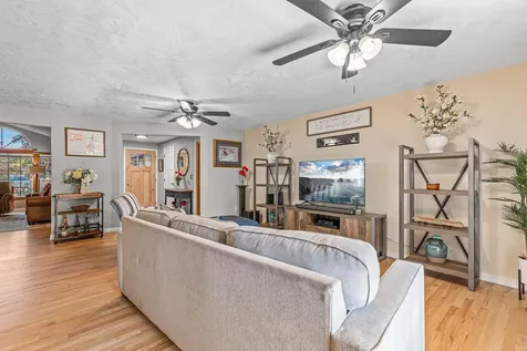 2870 Pinecrest Court Medford OR 97504
