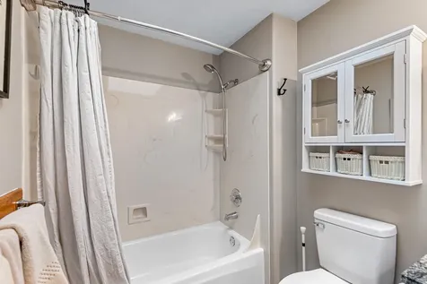 2870 Pinecrest Court Medford OR 97504