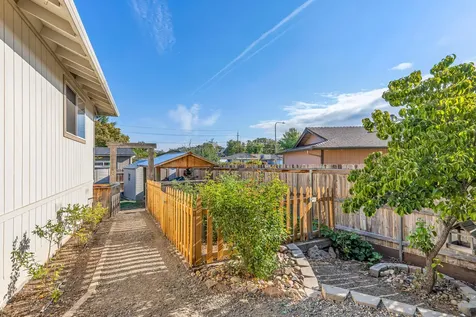 2870 Pinecrest Court Medford OR 97504