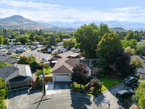 2870 Pinecrest Court Medford OR 97504