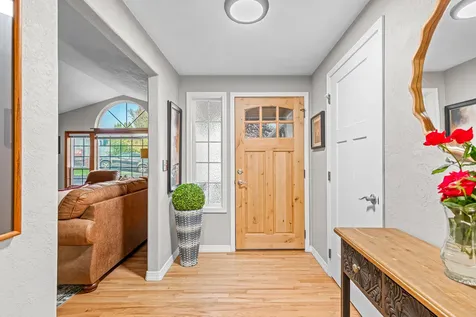 2870 Pinecrest Court Medford OR 97504