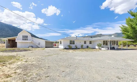 187 Norman Road Selma OR 97538