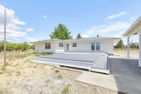 187 Norman Road Selma OR 97538