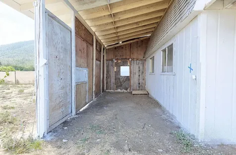 187 Norman Road Selma OR 97538