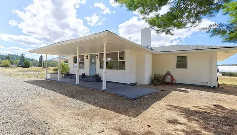 187 Norman Road Selma OR 97538