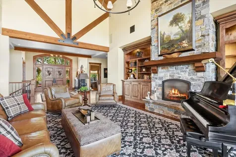38 Crestview Court Eagle Point OR 97524