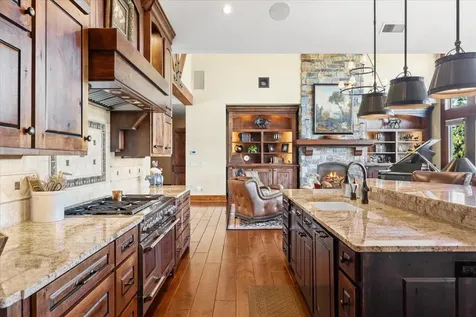 38 Crestview Court Eagle Point OR 97524