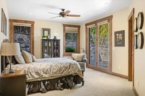 38 Crestview Court Eagle Point OR 97524