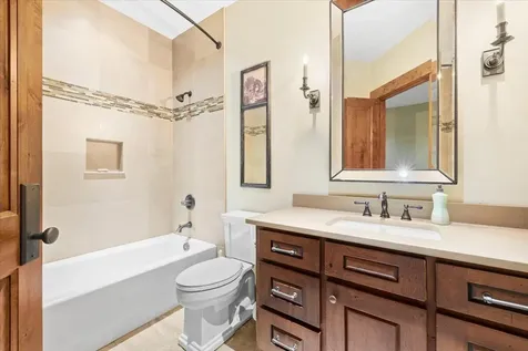 38 Crestview Court Eagle Point OR 97524