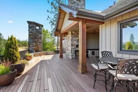 38 Crestview Court Eagle Point OR 97524