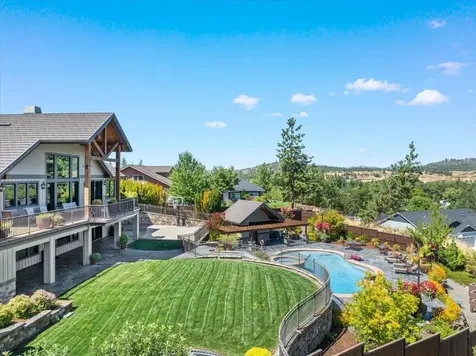 38 Crestview Court Eagle Point OR 97524